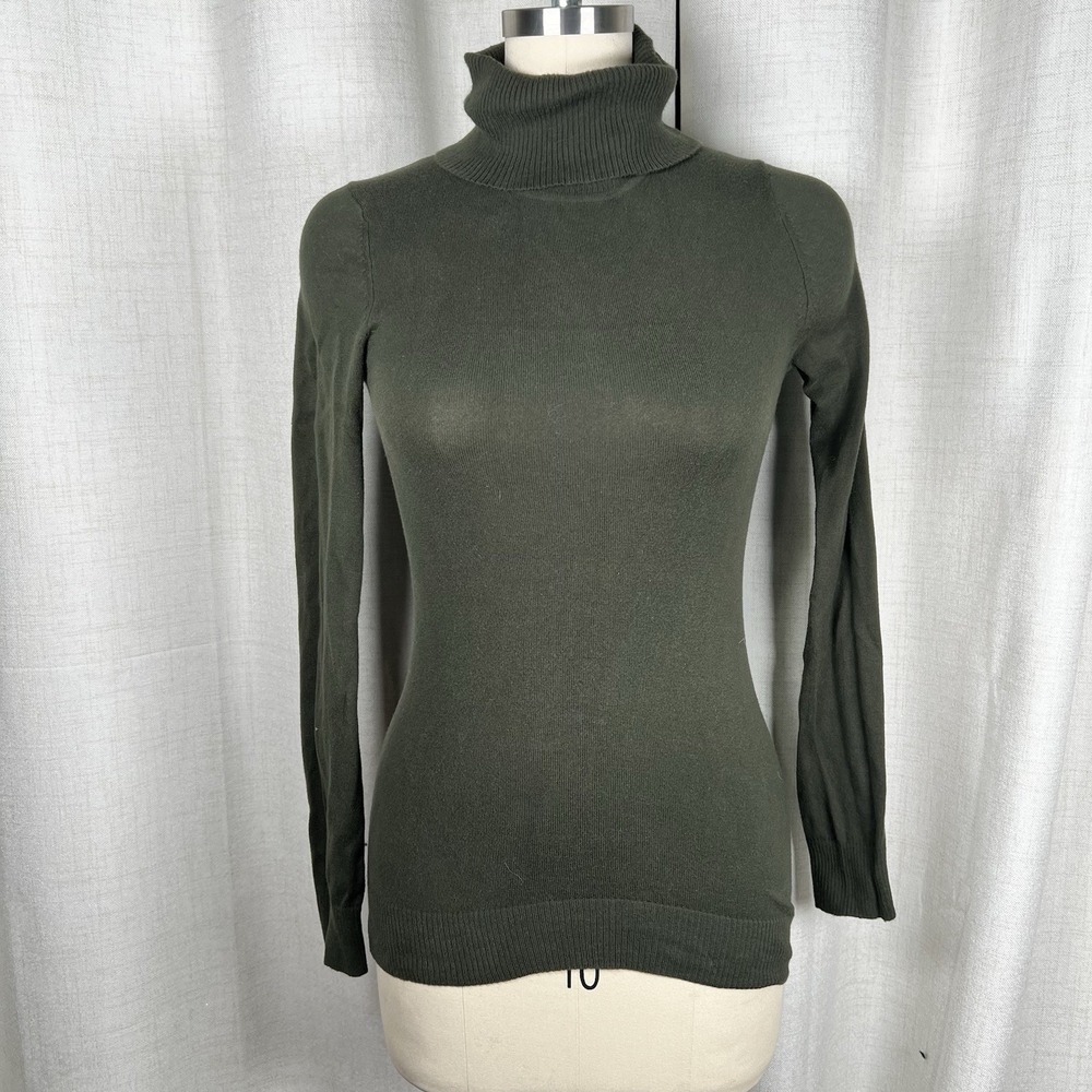 Gap Army Green Turtleneck Sweater Women's Size XS Ribbed Trim Minimalist Classic